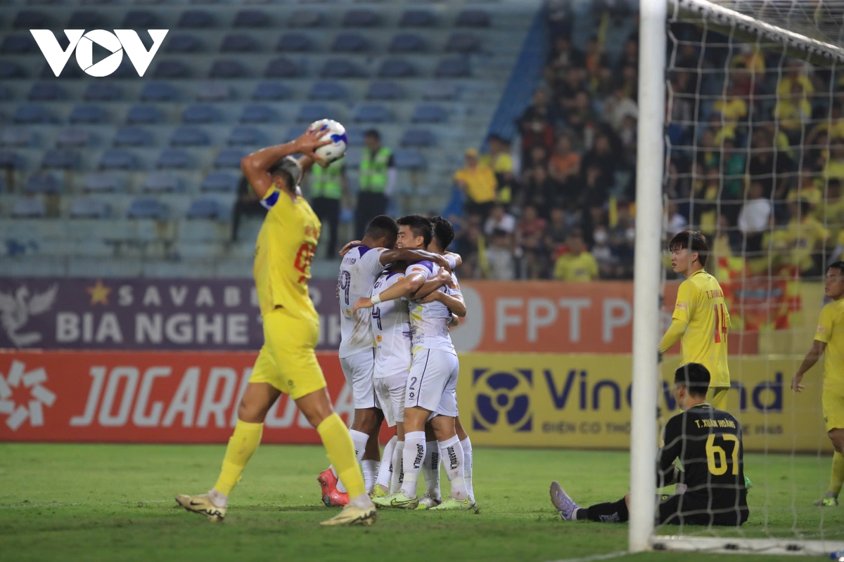 kết quả vòng 17 v-league 2024 2025 hà nội fc thắng thuyết phục thanh hóa hình ảnh 45 ket qua vong 17 v-league 2024 2025 ha noi fc thang thuyet phuc thanh hoa hinh anh 45