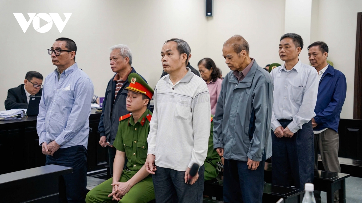 xét xử cựu lãnh đạo tổng công ty chè việt nam 8 bị cáo hầu toà đầy đủ hình ảnh 1 xet xu cuu lanh dao tong cong ty che viet nam 8 bi cao hau toa day du hinh anh 1