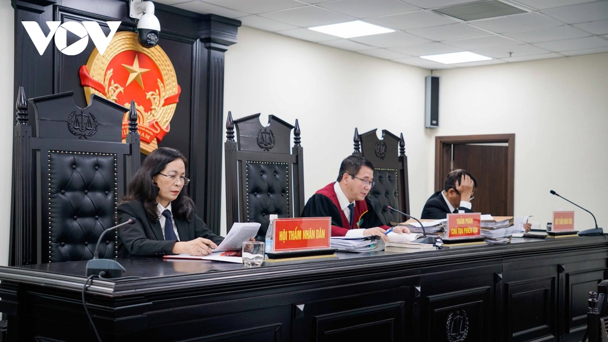 xét xử cựu lãnh đạo tổng công ty chè việt nam 8 bị cáo hầu toà đầy đủ hình ảnh 2 xet xu cuu lanh dao tong cong ty che viet nam 8 bi cao hau toa day du hinh anh 2