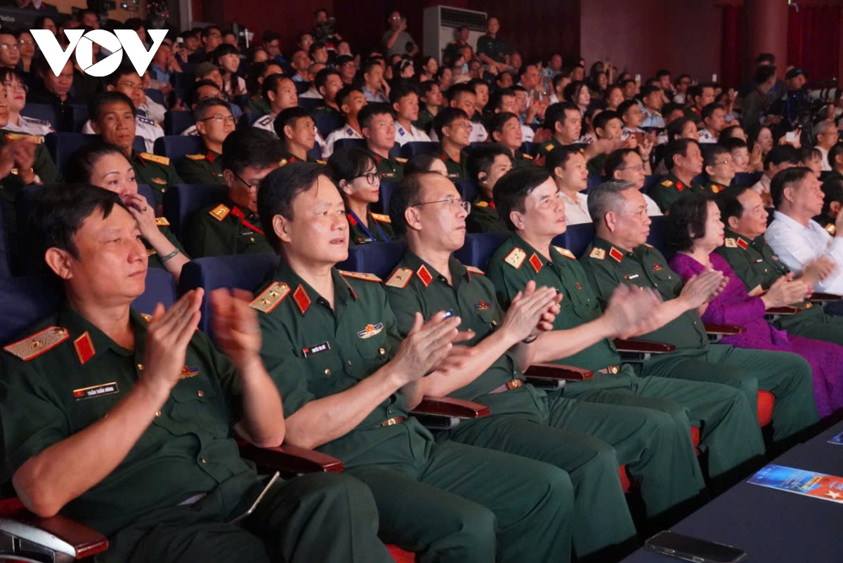 bài ca thống nhất khắc họa thời kỳ hào hùng của lịch sử dân tộc hình ảnh 8 bai ca thong nhat khac hoa thoi ky hao hung cua lich su dan toc hinh anh 8
