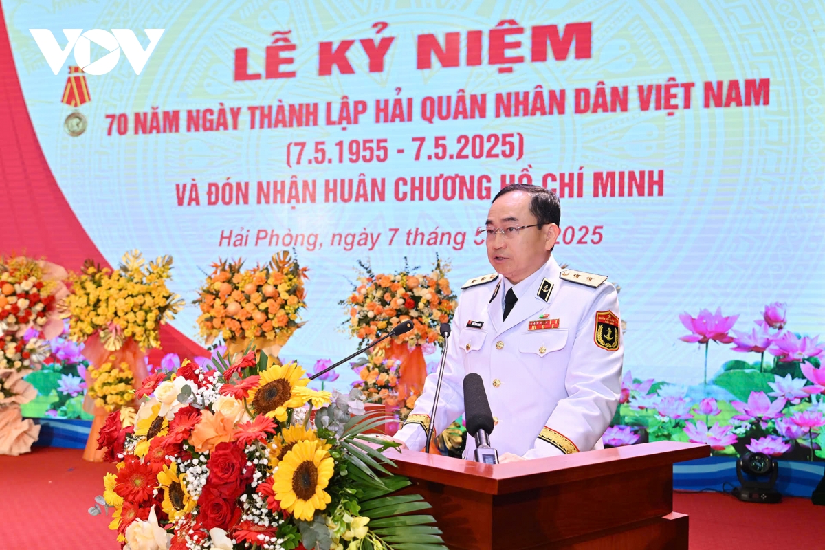 chủ tịch nước lương cường dự kỷ niệm 70 năm ngày thành lập hải quân nhân dân việt nam hình ảnh 3 chu tich nuoc luong cuong du ky niem 70 nam ngay thanh lap hai quan nhan dan viet nam hinh anh 3