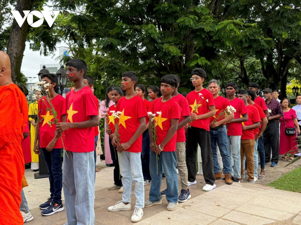 kỷ niệm 135 năm ngày sinh chủ tịch hồ chí minh tại sri lanka hình ảnh 4 ky niem 135 nam ngay sinh chu tich ho chi minh tai sri lanka hinh anh 4