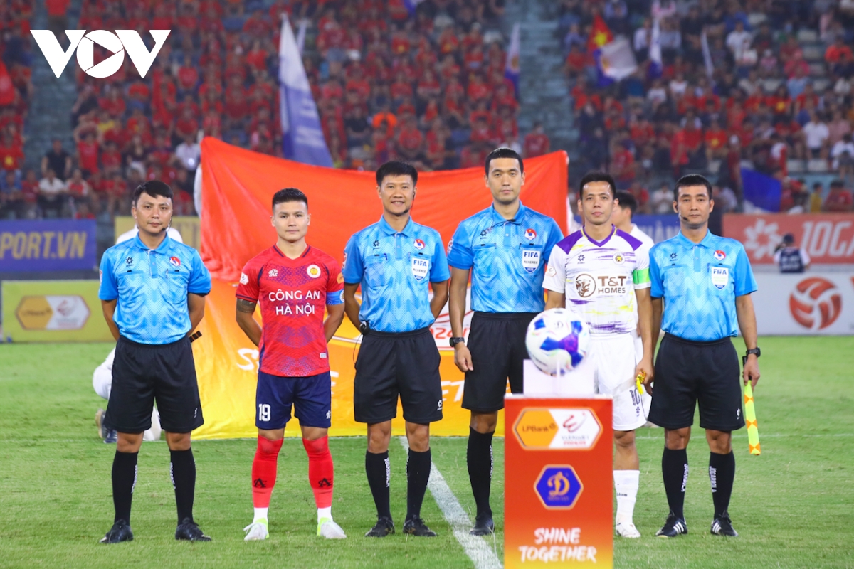 toàn cảnh cahn 0-2 hà nội fc tuấn hải toả sáng, níu giữ hy vọng mong manh hình ảnh 1 toan canh cahn 0-2 ha noi fc tuan hai toa sang, niu giu hy vong mong manh hinh anh 1