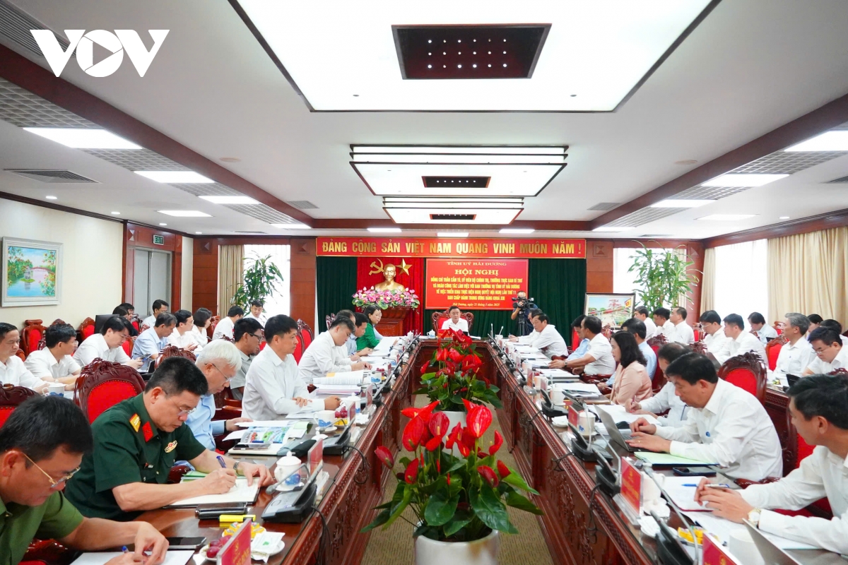 thường trực ban bí thư trần cẩm tú làm việc tại tỉnh uỷ hải dương hình ảnh 1 thuong truc ban bi thu tran cam tu lam viec tai tinh uy hai duong hinh anh 1