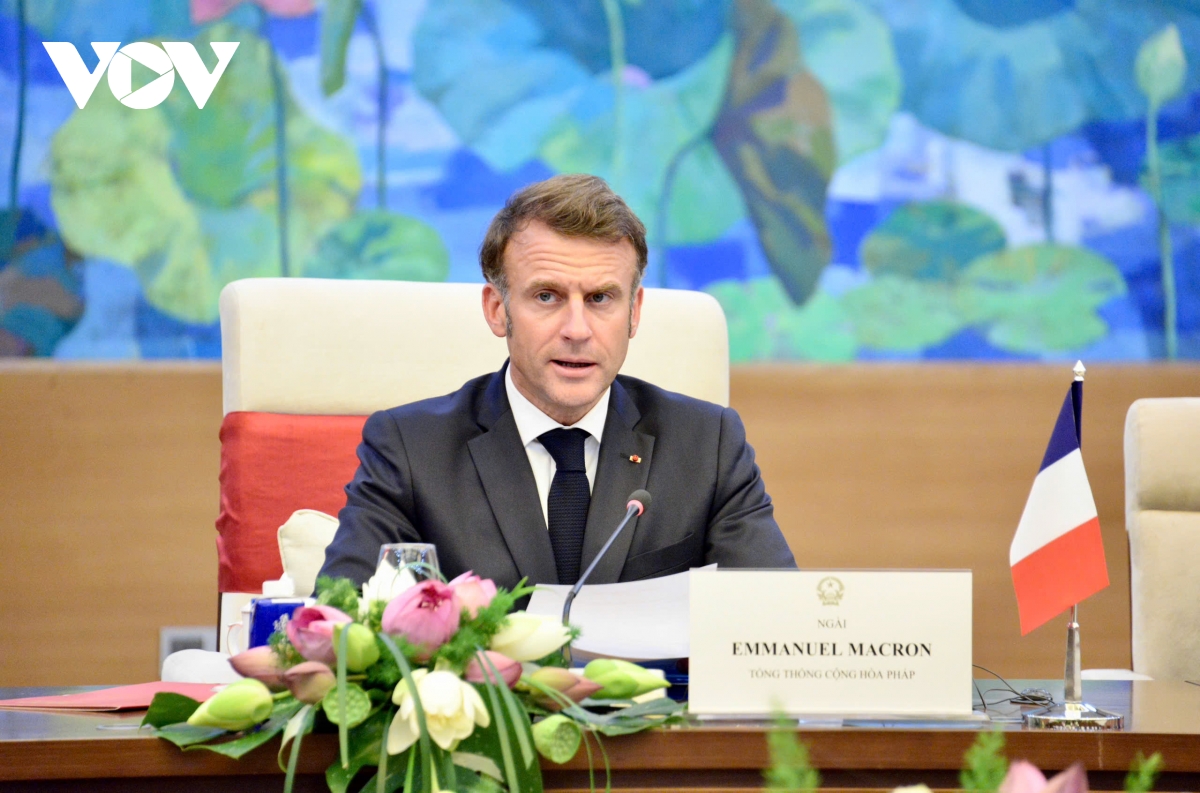 chủ tịch quốc hội trần thanh mẫn hội kiến tổng thống cộng hòa pháp emmanuel macron hình ảnh 4 chu tich quoc hoi tran thanh man hoi kien tong thong cong hoa phap emmanuel macron hinh anh 4