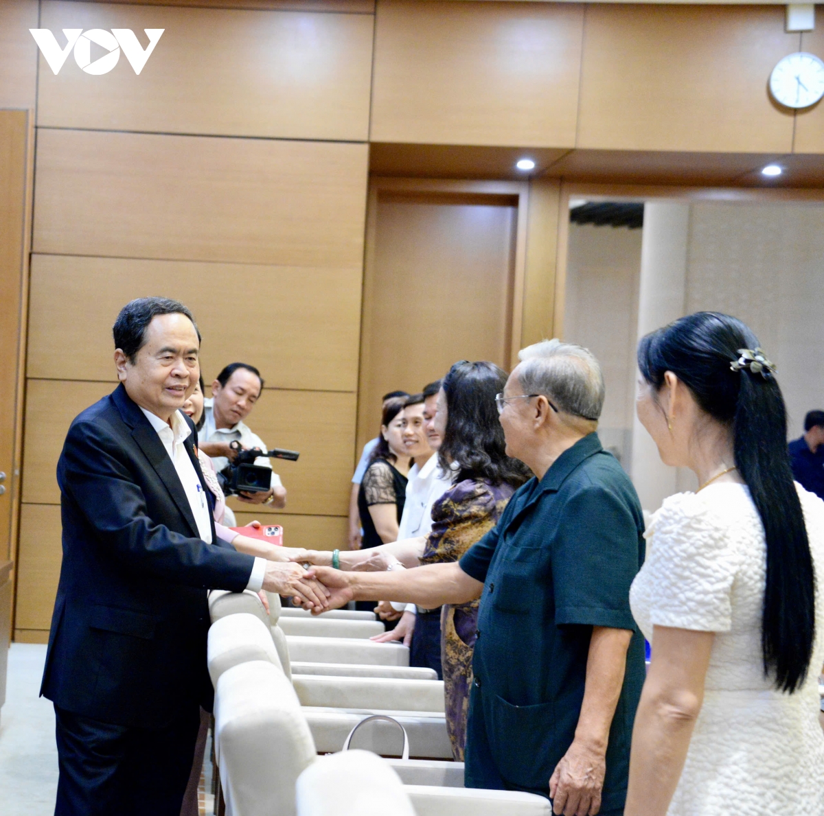 chủ tịch quốc hội trần thanh mẫn gặp mặt Đoàn Đbqh tỉnh hậu giang hình ảnh 2 chu tich quoc hoi tran thanh man gap mat Doan Dbqh tinh hau giang hinh anh 2