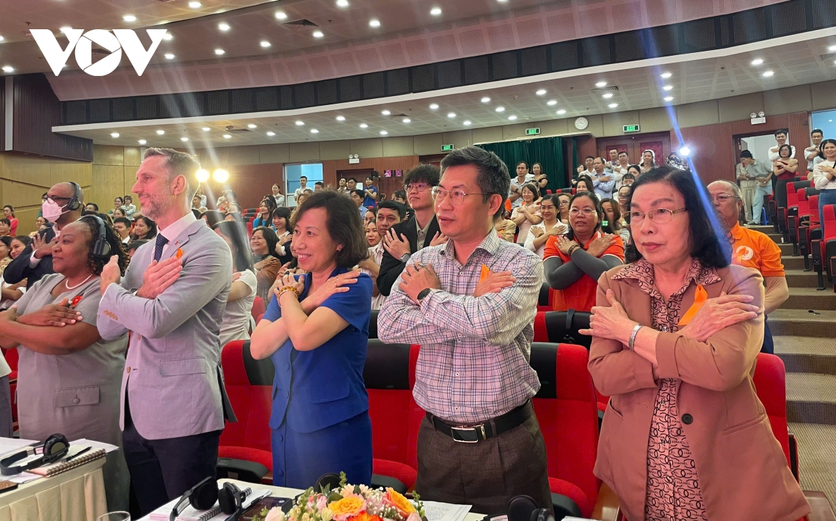 tp.hcm ra mắt 3 mô hình một cửa hỗ trợ phụ nữ, trẻ em bị bạo lực hình ảnh 2 tp.hcm ra mat 3 mo hinh mot cua ho tro phu nu, tre em bi bao luc hinh anh 2