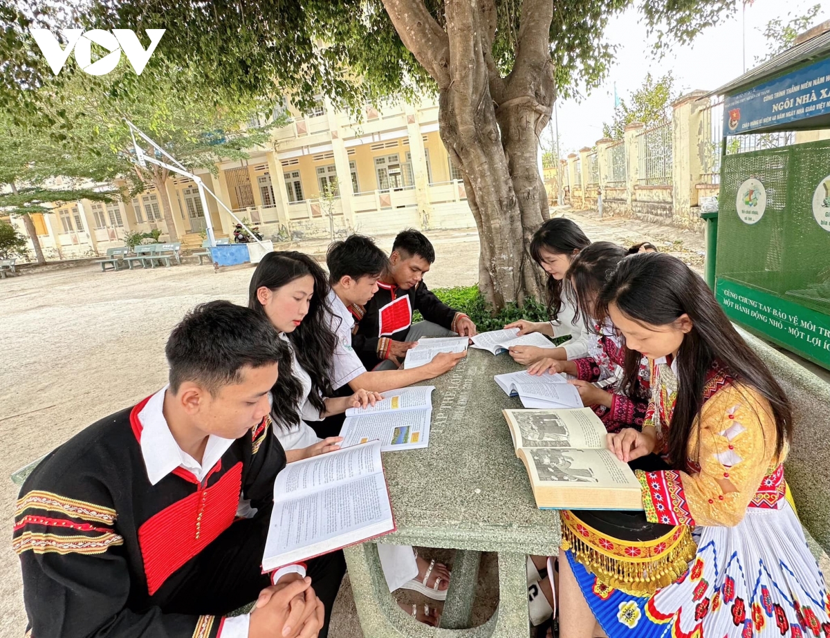 Đảm bảo hỗ trợ thí sinh trong kỳ thi tốt nghiệp thpt tại Đắk lắk hình ảnh 1 Dam bao ho tro thi sinh trong ky thi tot nghiep thpt tai Dak lak hinh anh 1
