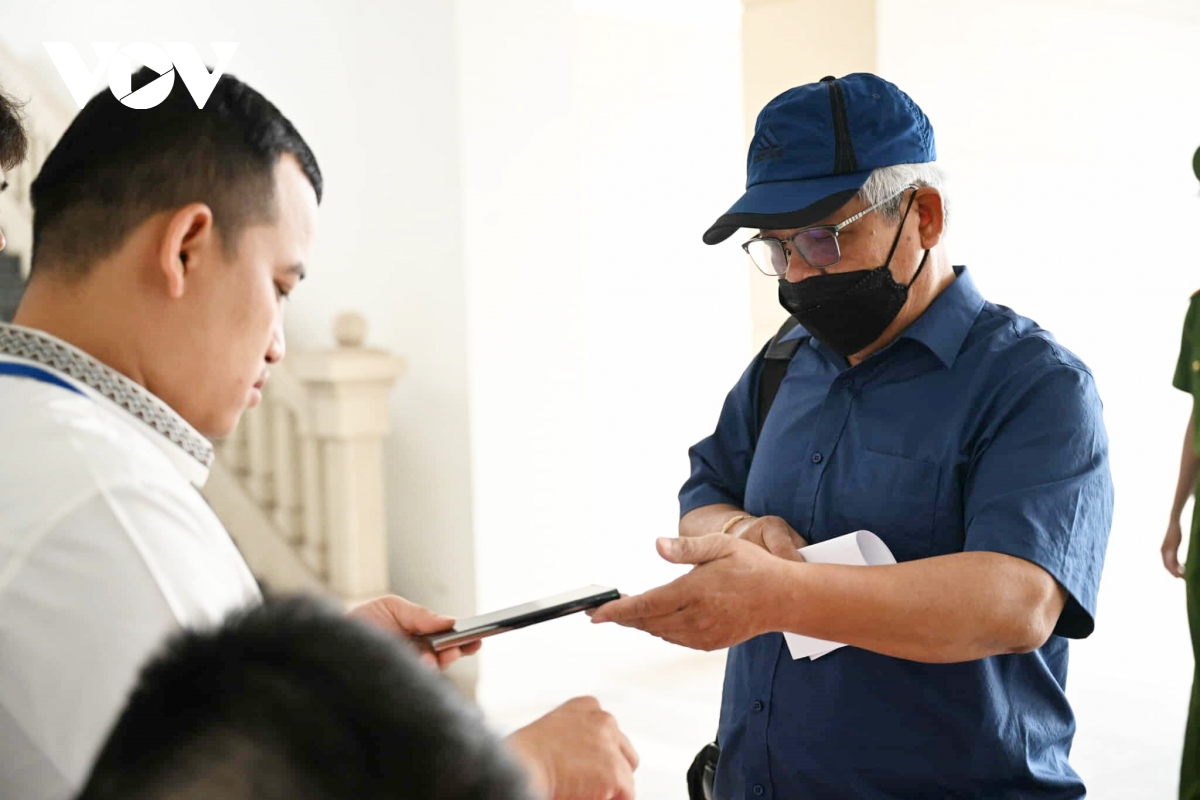 cựu thứ trưởng nguyễn linh ngọc hầu toà liên quan vụ khai thác đất hiếm hình ảnh 1 cuu thu truong nguyen linh ngoc hau toa lien quan vu khai thac dat hiem hinh anh 1