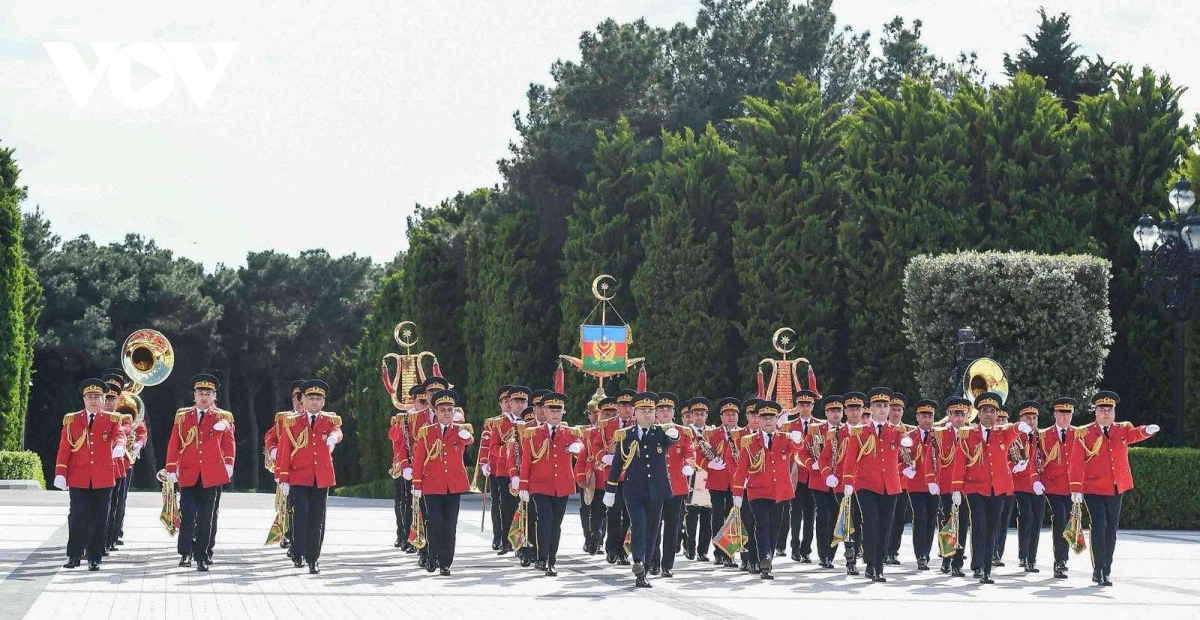 lễ đón tổng bí thư tô lâm thăm cấp nhà nước tới azerbaijan hình ảnh 1 le don tong bi thu to lam tham cap nha nuoc toi azerbaijan hinh anh 1