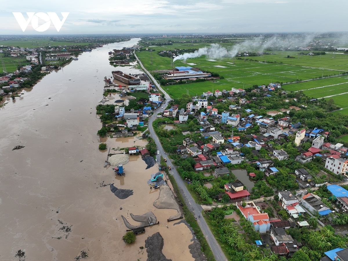 Nam Định yêu cầu xử lý nghiêm vi phạm đê điều trong mùa mưa bão