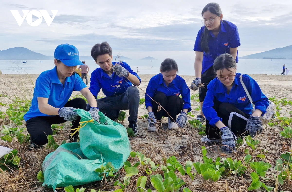 Tháng hành động vì môi trường và tuần lễ biển, hải đảo Việt Nam năm 2025