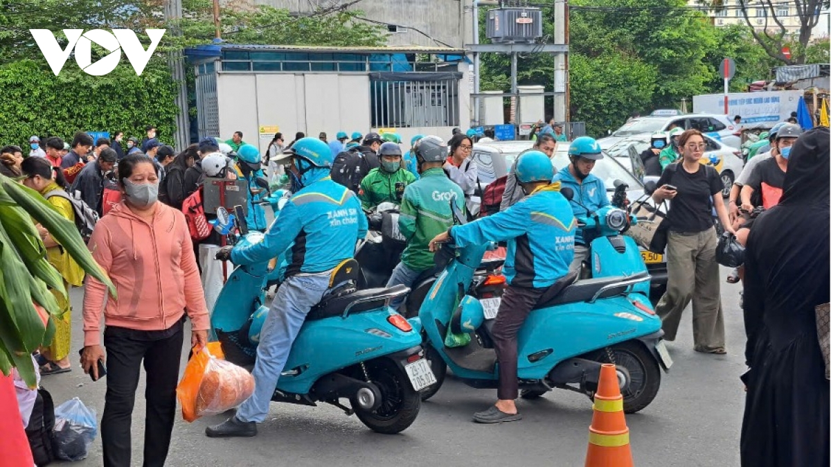tp.hcm sau nghỉ lễ bến xe miền tây quá tải, miền Đông ế khách hình ảnh 2 tp.hcm sau nghi le ben xe mien tay qua tai, mien Dong e khach hinh anh 2
