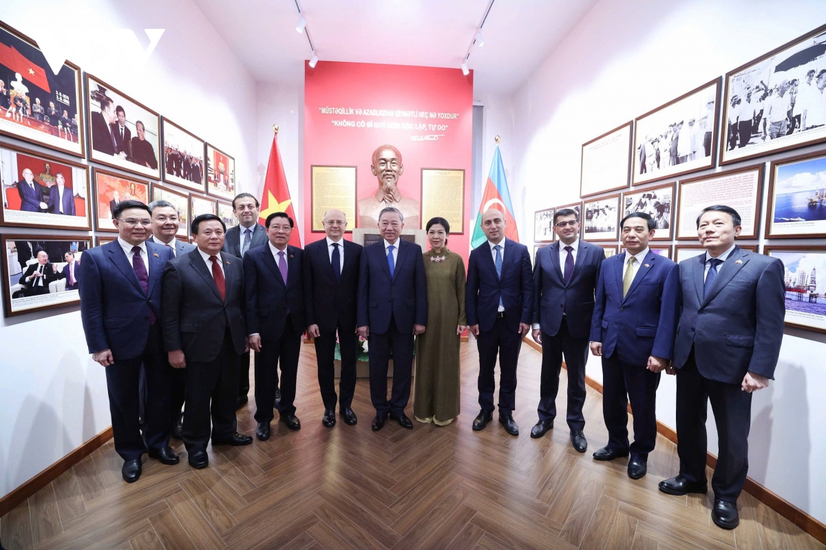 khánh thành phòng lưu niệm chủ tịch hồ chí minh với ngành dầu khí tại azebaijan hình ảnh 1 khanh thanh phong luu niem chu tich ho chi minh voi nganh dau khi tai azebaijan hinh anh 1