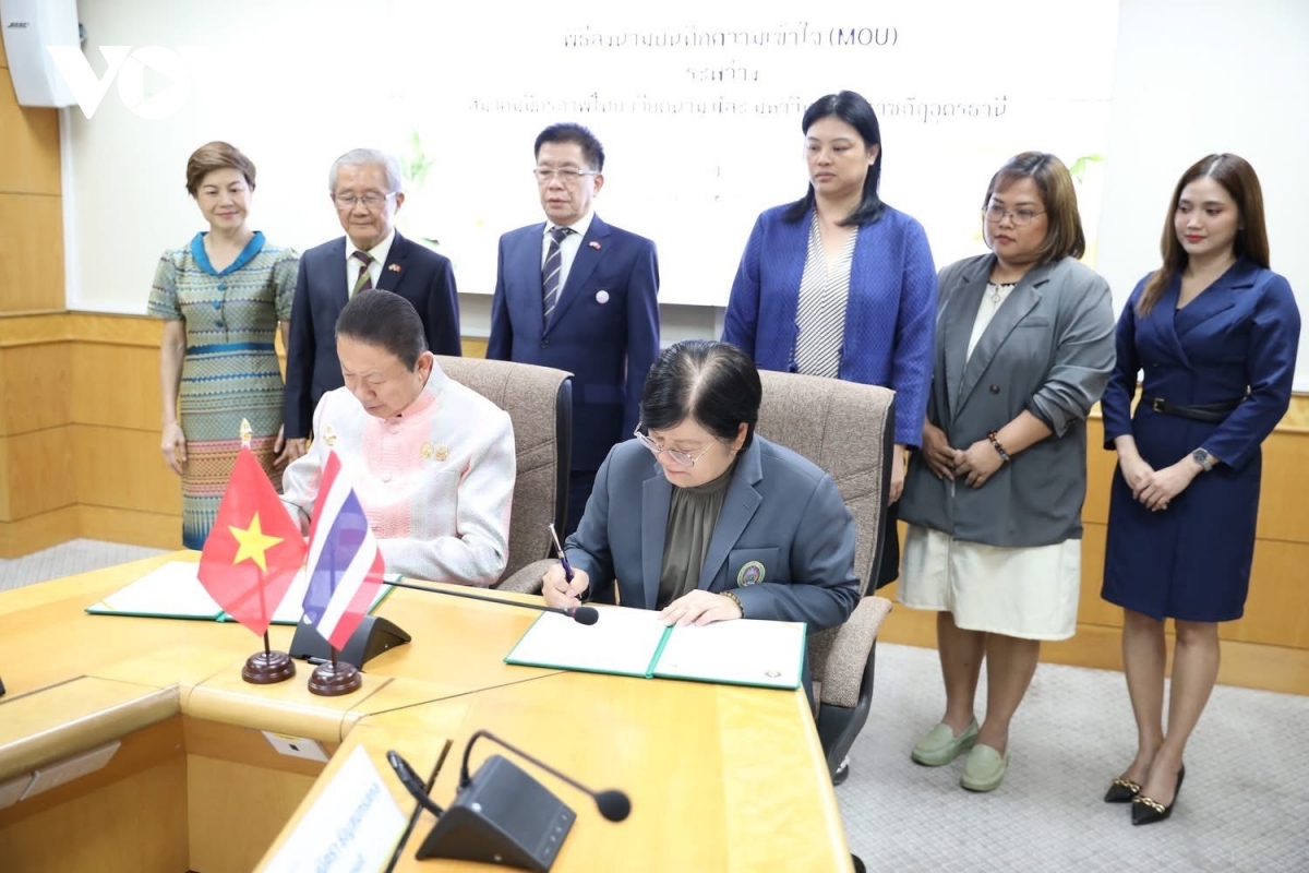 kết hợp đào tạo tiếng việt nhằm tăng cường quan hệ hữu nghị việt nam - thái lan hình ảnh 1 ket hop dao tao tieng viet nham tang cuong quan he huu nghi viet nam - thai lan hinh anh 1