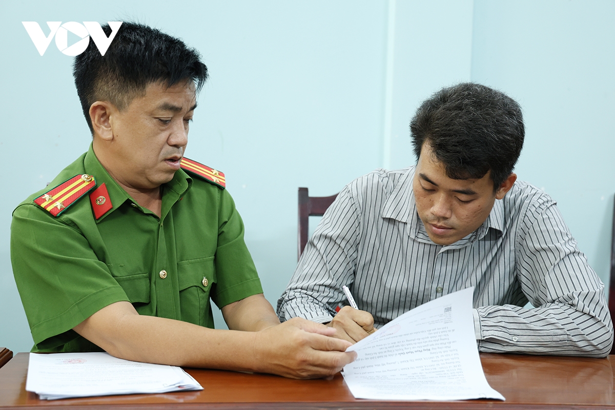 bất đồng trong việc tính tiền nhậu, 2 khách đánh con chủ quán trọng thương hình ảnh 1 bat dong trong viec tinh tien nhau, 2 khach danh con chu quan trong thuong hinh anh 1