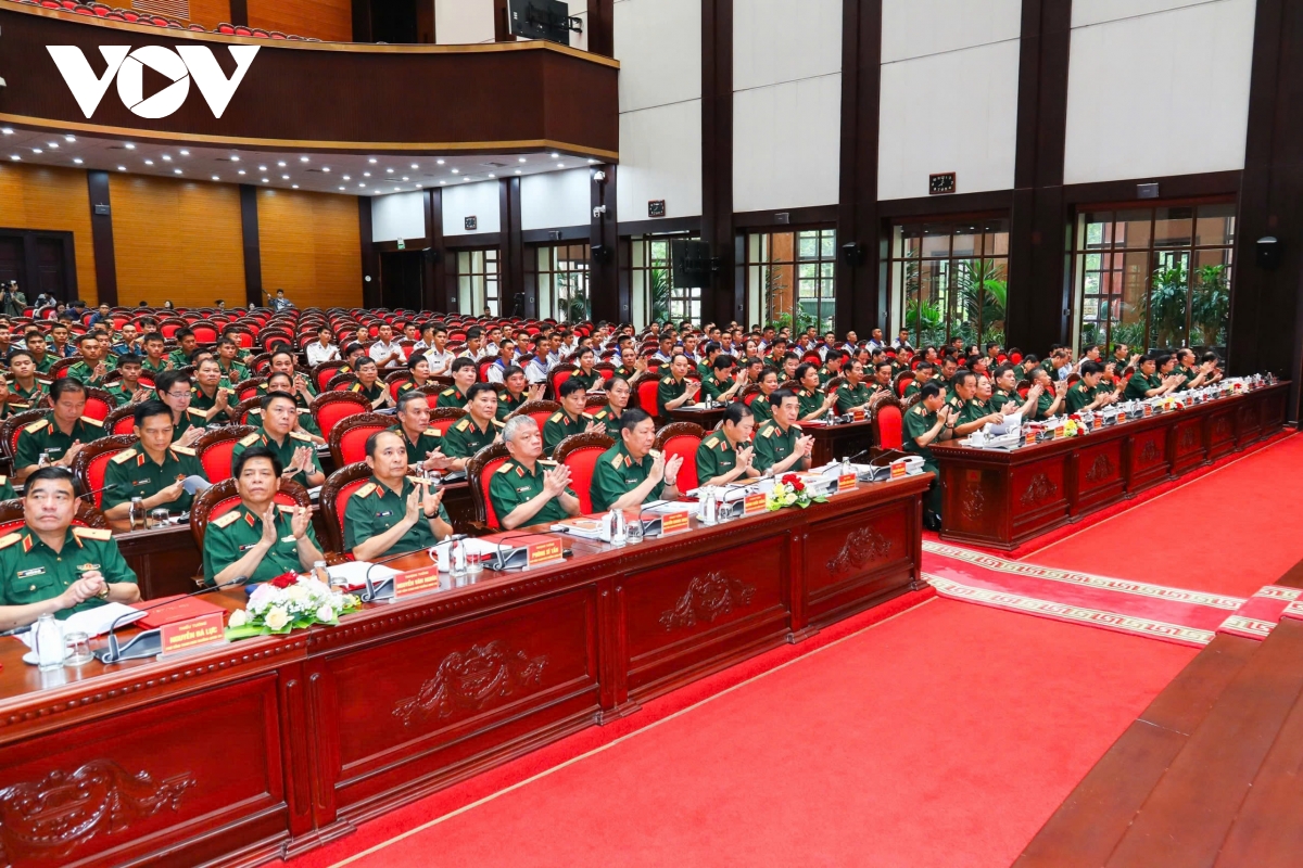 bộ quốc phòng lấy ý kiến về dự thảo nghị quyết sửa đổi, bổ sung hiến pháp năm 2013 hình ảnh 3 bo quoc phong lay y kien ve du thao nghi quyet sua doi, bo sung hien phap nam 2013 hinh anh 3