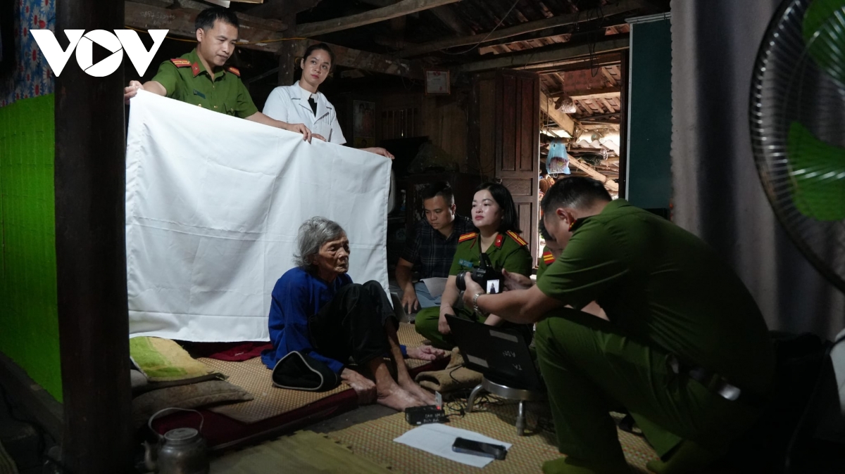 Điện biên, cao bằng thu mẫu adn tìm danh tính liệt sĩ chưa xác định hình ảnh 4 Dien bien, cao bang thu mau adn tim danh tinh liet si chua xac dinh hinh anh 4