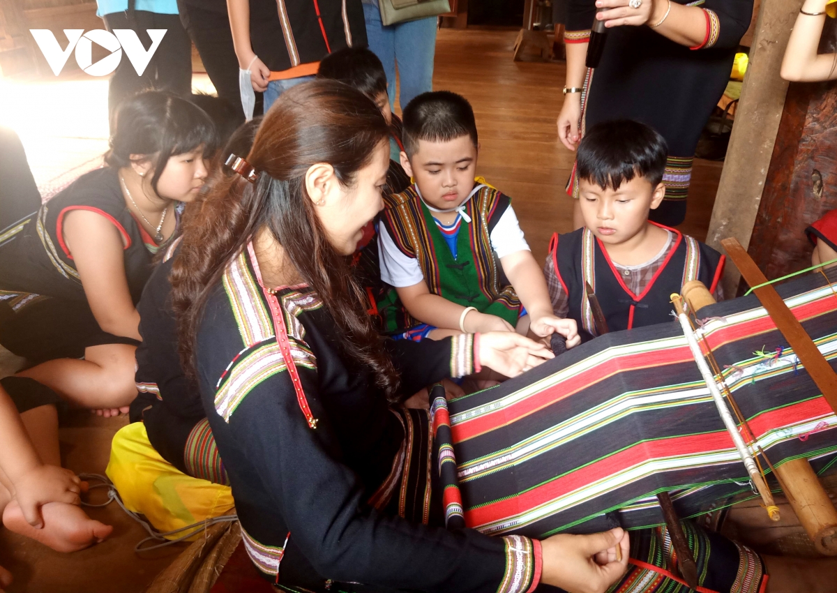 Đời sống mới của thổ cẩm tây nguyên hình ảnh 4 Doi song moi cua tho cam tay nguyen hinh anh 4