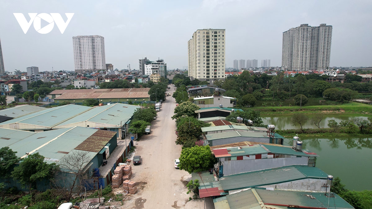 cu dan khu do thi cau buou bat an vi hang nghin nguoi chi co mot loi ra vao duy nhat hinh anh 7
