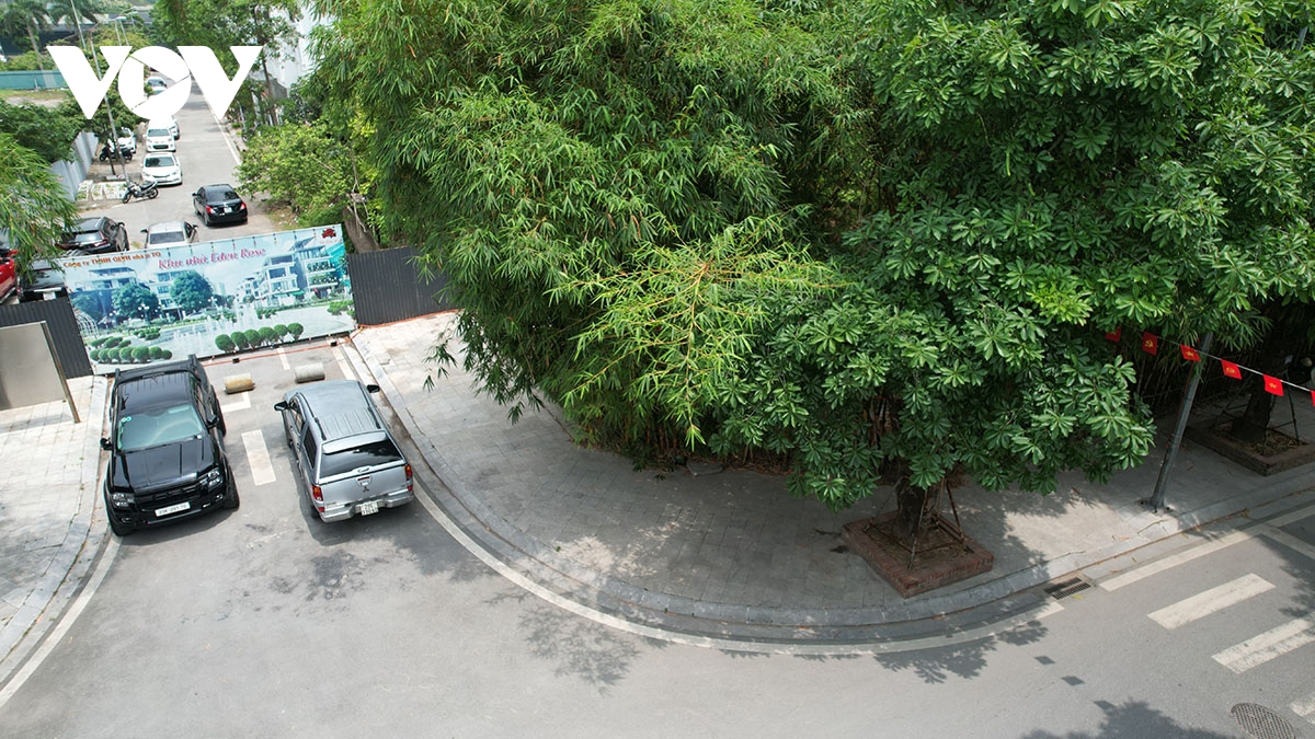 cu dan khu do thi cau buou bat an vi hang nghin nguoi chi co mot loi ra vao duy nhat hinh anh 13