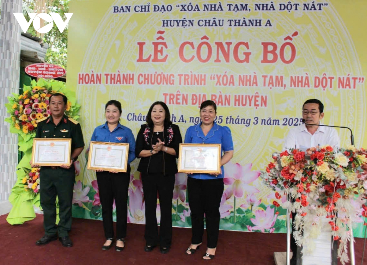 hậu giang hoàn thành chương trình xóa nhà tạm, nhà dột nát hình ảnh 2 hau giang hoan thanh chuong trinh xoa nha tam, nha dot nat hinh anh 2