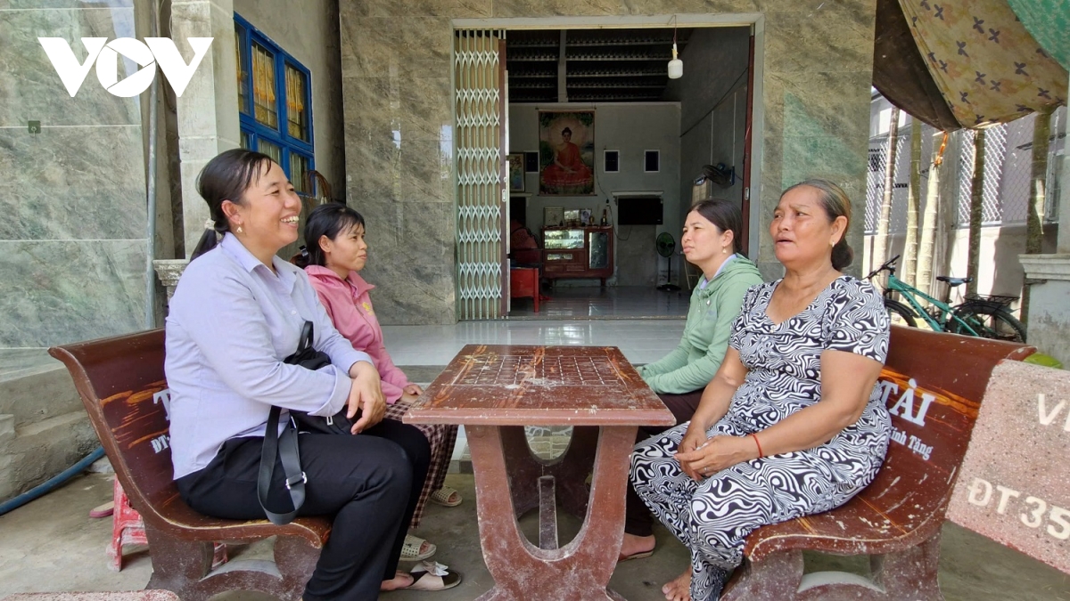 luôn đặt lợi ích của chị em để xây dựng hội phụ nữ vững mạnh hình ảnh 3 luon dat loi ich cua chi em de xay dung hoi phu nu vung manh hinh anh 3