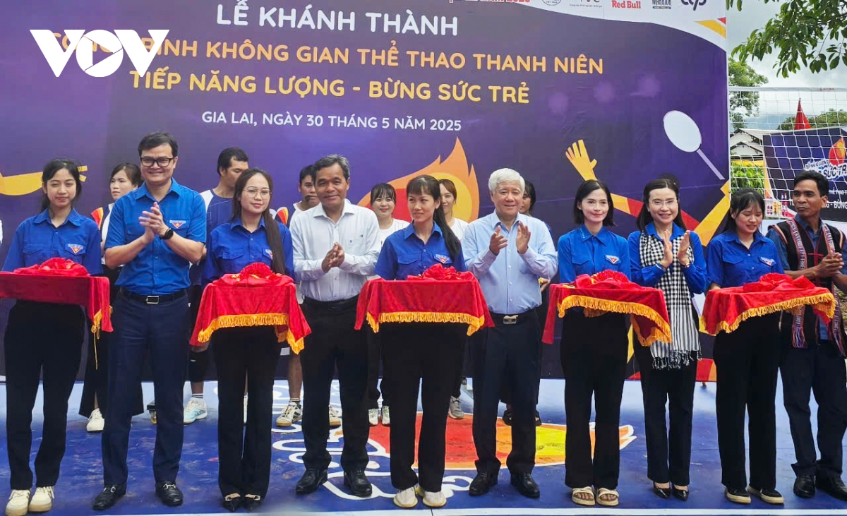 Ông Đỗ văn chiến dự khánh thành, khởi công nhiều công trình tại gia lai hình ảnh 3 Ong Do van chien du khanh thanh, khoi cong nhieu cong trinh tai gia lai hinh anh 3