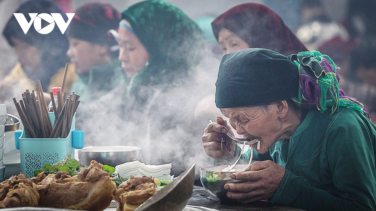លក្ខណៈ​ពិសេស​នៃ​រូបភាព​សួន​ភូមិសាស្ត្រ​សកល​ខ្ពង់រាប Dong Van Plateau ១៦