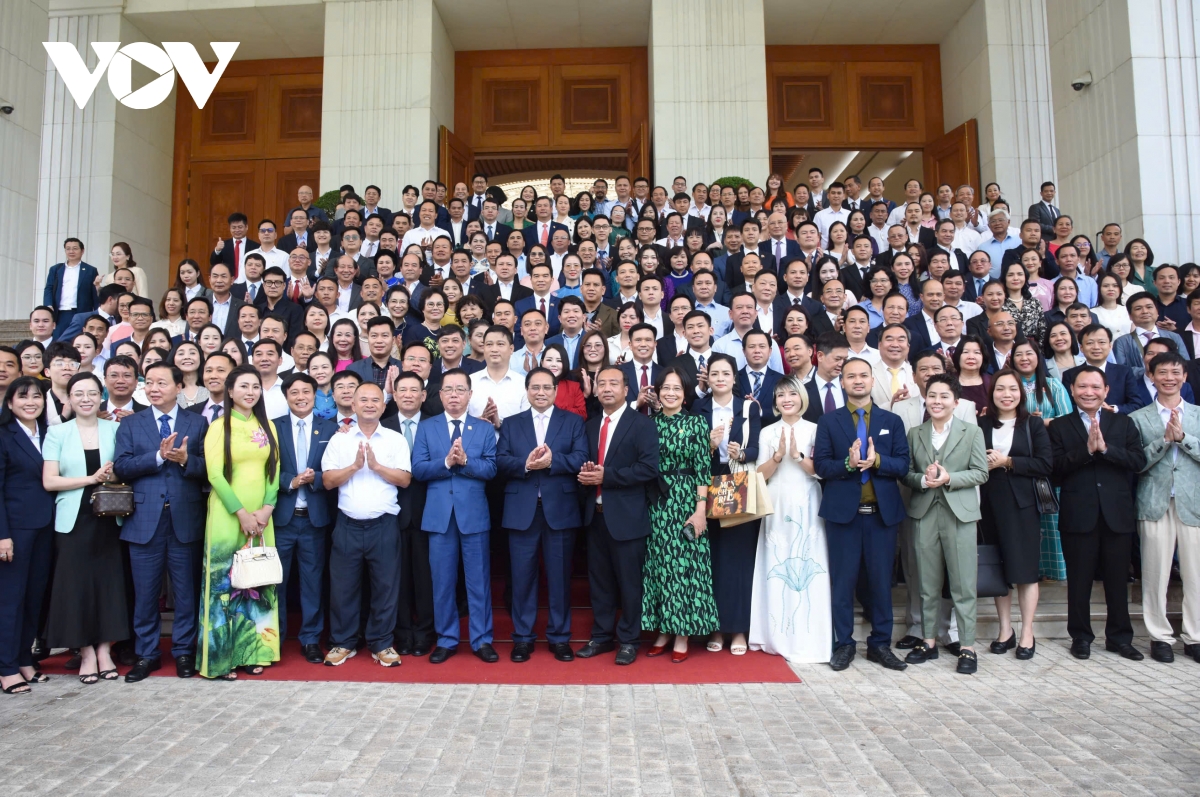thủ tướng doanh nghiệp kinh doanh đúng luật, đề cao trách nhiệm, đạo đức kinh doanh hình ảnh 2 thu tuong doanh nghiep kinh doanh dung luat, de cao trach nhiem, dao duc kinh doanh hinh anh 2