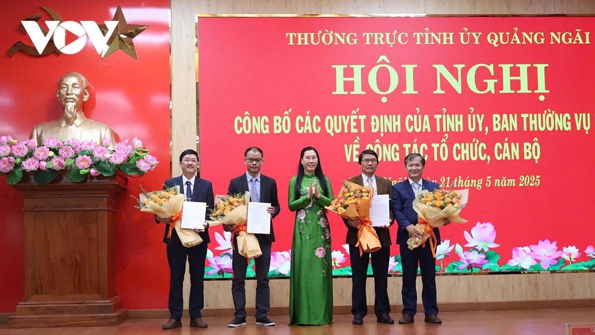 công bố quyết định sáp nhập Đài ptth vào báo quảng ngãi hình ảnh 1 cong bo quyet dinh sap nhap Dai ptth vao bao quang ngai hinh anh 1