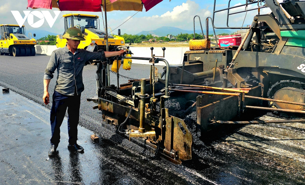thảm nhựa cầu dài nhất cao tốc hoài nhơn - quy nhơn hình ảnh 2 tham nhua cau dai nhat cao toc hoai nhon - quy nhon hinh anh 2