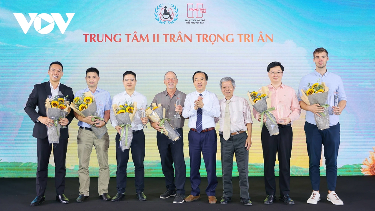hàng ngàn em nhỏ khuyết tật được chữa lành nhờ những tấm lòng nhân ái hình ảnh 1 hang ngan em nho khuyet tat duoc chua lanh nho nhung tam long nhan ai hinh anh 1