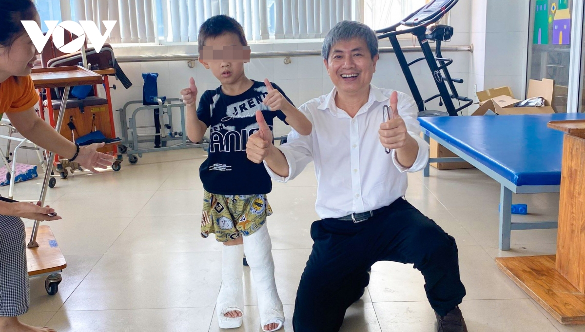 hàng ngàn em nhỏ khuyết tật được chữa lành nhờ những tấm lòng nhân ái hình ảnh 3 hang ngan em nho khuyet tat duoc chua lanh nho nhung tam long nhan ai hinh anh 3