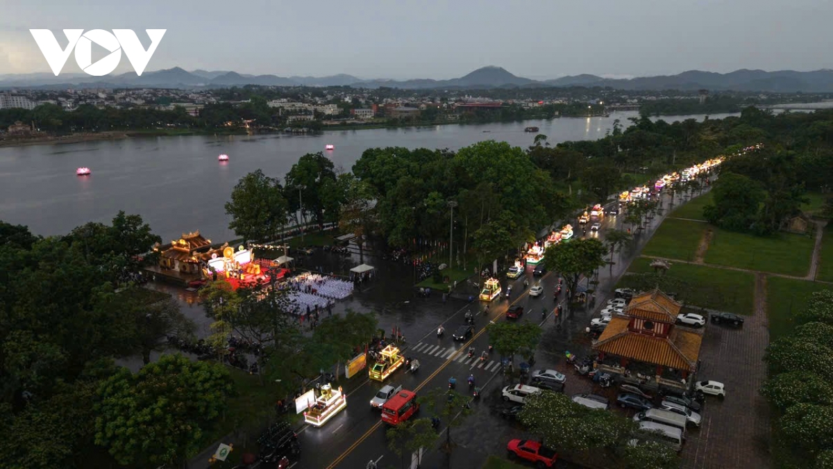 nhiều hoạt động ý nghĩa trong Đại lễ phật đản tại huế hình ảnh 2 nhieu hoat dong y nghia trong Dai le phat dan tai hue hinh anh 2