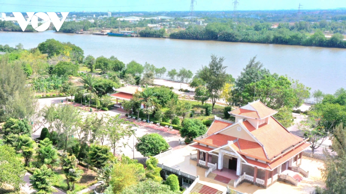 Đờn ca tài tử đánh thức sông vàm cỏ, dẫn lối du khách về long an hình ảnh 3 Don ca tai tu danh thuc song vam co, dan loi du khach ve long an hinh anh 3