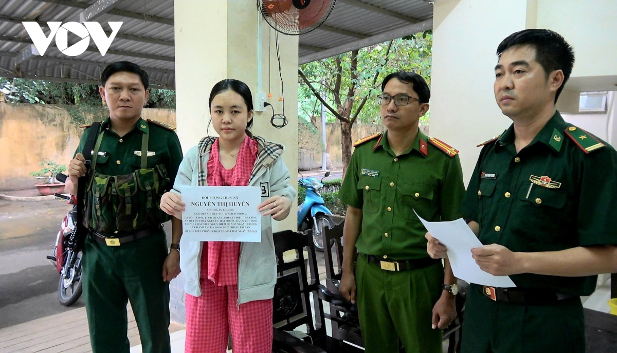 Bắt nữ đối tượng truy nã “đặc biệt nguy hiểm” khi nhập cảnh vào Việt Nam