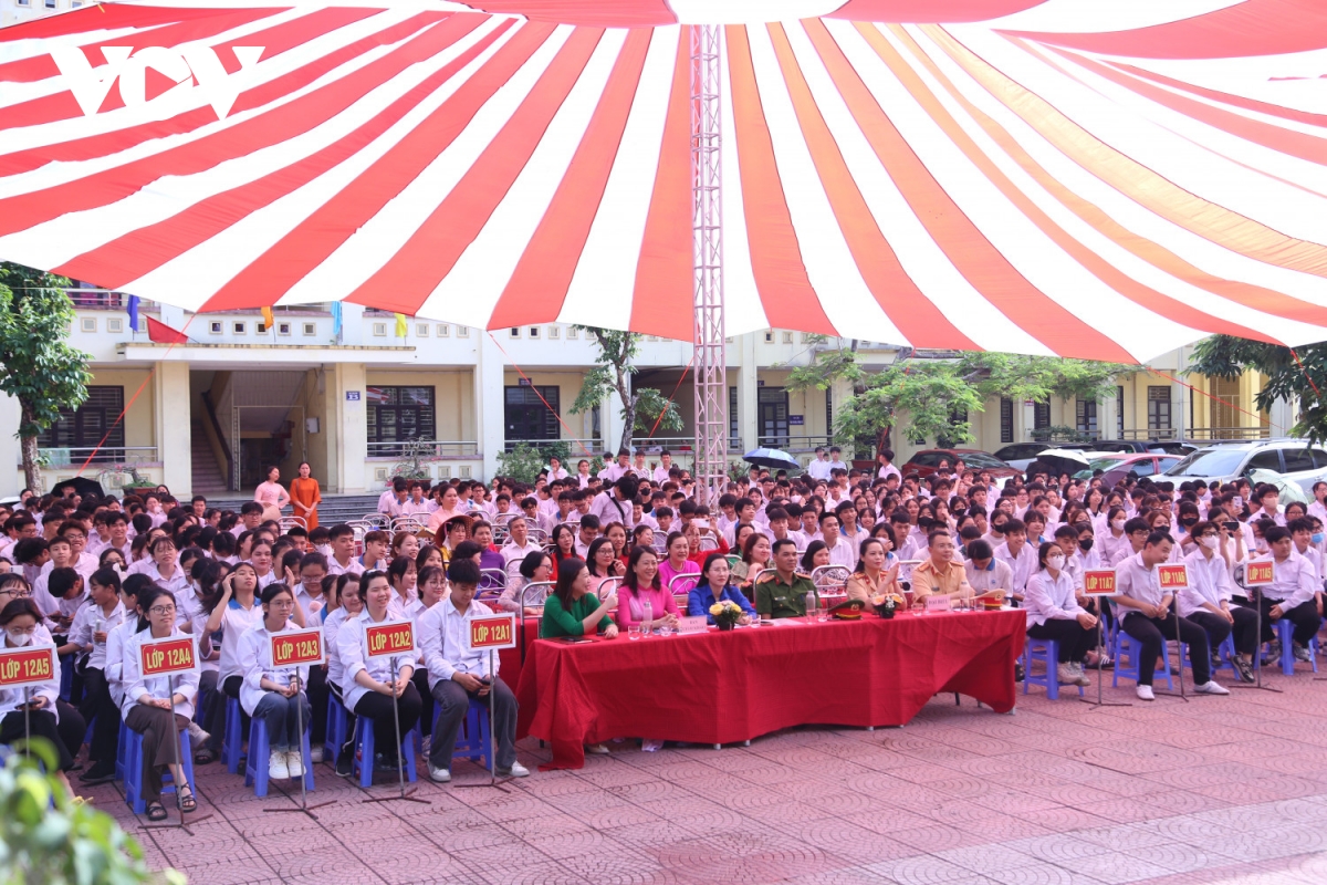 tăng cường bảo vệ trẻ em trên không gian mạng hình ảnh 3 tang cuong bao ve tre em tren khong gian mang hinh anh 3
