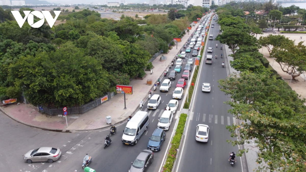 du lịch khánh hòa đón hơn 270.000 lượt khách lưu trú dịp lễ 30 4 1 5 hình ảnh 2 du lich khanh hoa don hon 270.000 luot khach luu tru dip le 30 4 1 5 hinh anh 2