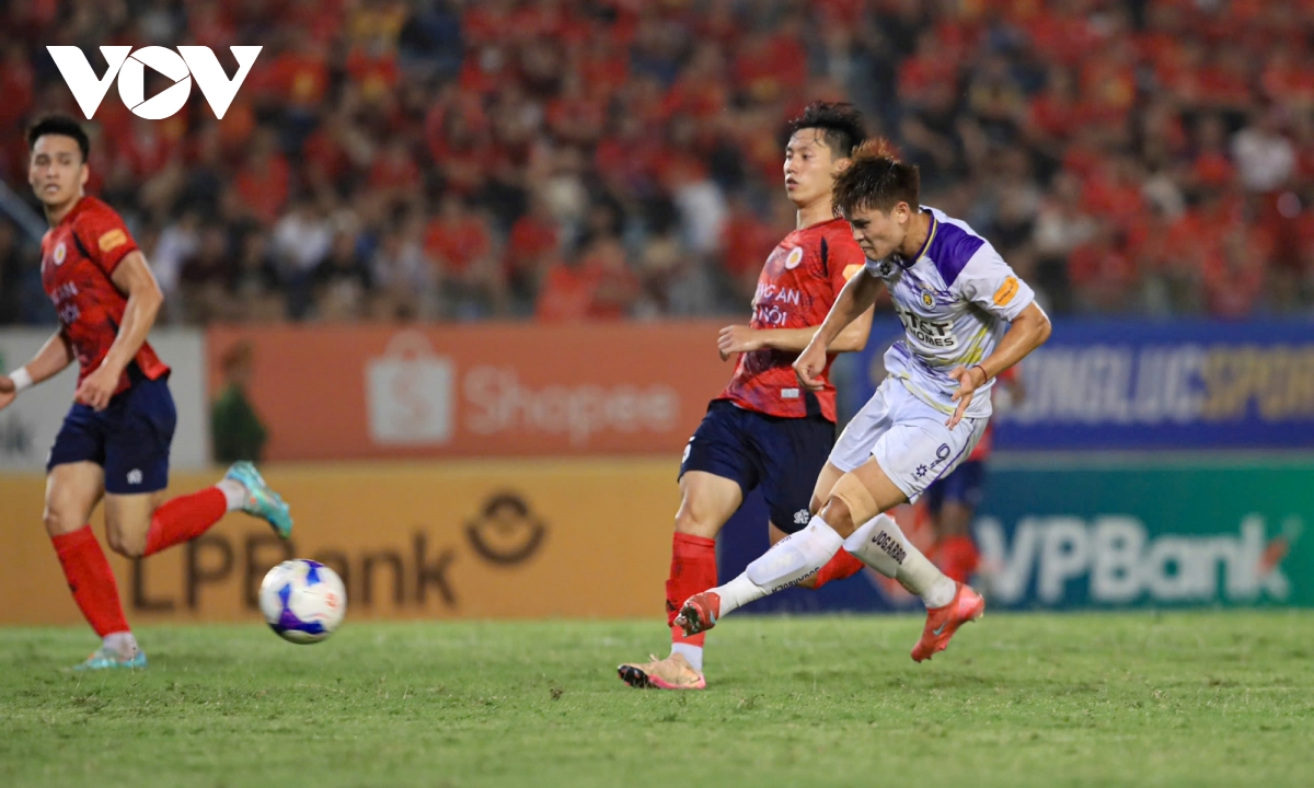 cuộc đua vô địch v-league 2024 2025 hà nội niềm tin và hy vọng hình ảnh 1 cuoc dua vo dich v-league 2024 2025 ha noi niem tin va hy vong hinh anh 1