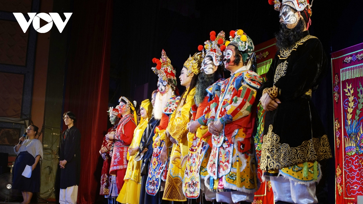 nhóm hiếu văn ngư đưa người trẻ đến gần với hát bội hình ảnh 3 nhom hieu van ngu dua nguoi tre den gan voi hat boi hinh anh 3