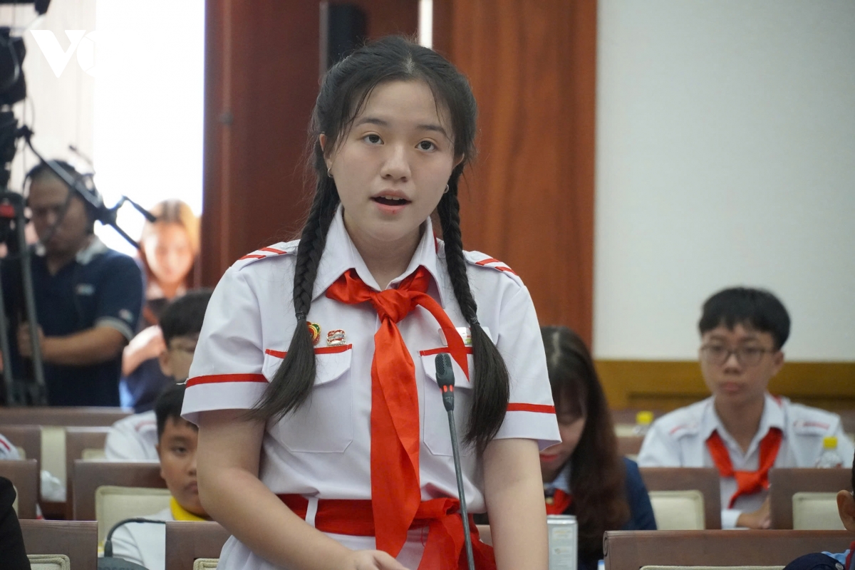 thiếu nhi tphcm mong muốn được ứng dụng công nghệ trong học tập nhiều hơn nữa hình ảnh 1 thieu nhi tphcm mong muon duoc ung dung cong nghe trong hoc tap nhieu hon nua hinh anh 1