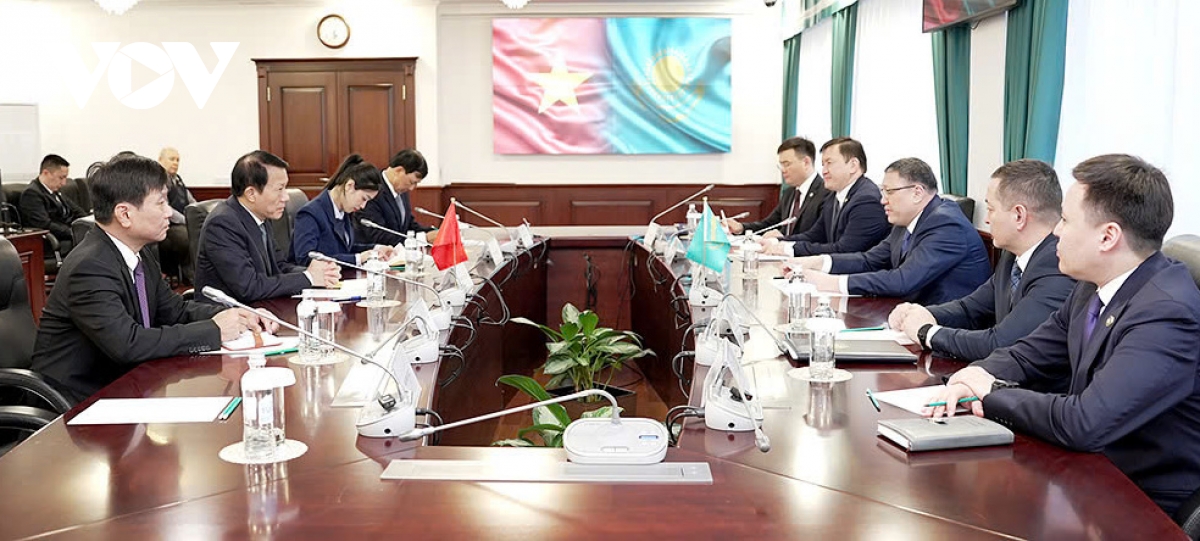 hội đàm cấp cao giữa bộ công an việt nam và bộ nội vụ kazakhstan hình ảnh 2 hoi dam cap cao giua bo cong an viet nam va bo noi vu kazakhstan hinh anh 2