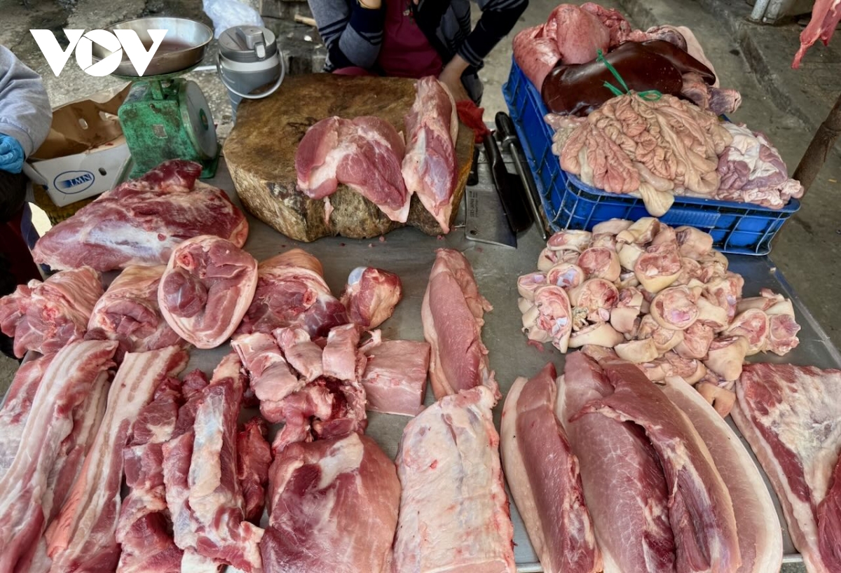 người dân sóc trăng hoang mang trước thông tin thịt heo bẩn hình ảnh 2 nguoi dan soc trang hoang mang truoc thong tin thit heo ban hinh anh 2