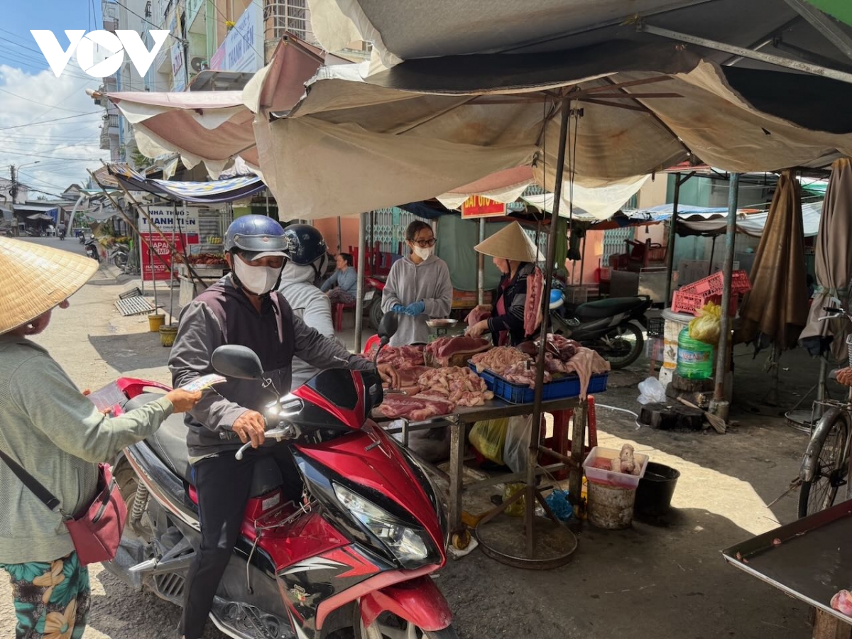 người dân sóc trăng hoang mang trước thông tin thịt heo bẩn hình ảnh 3 nguoi dan soc trang hoang mang truoc thong tin thit heo ban hinh anh 3
