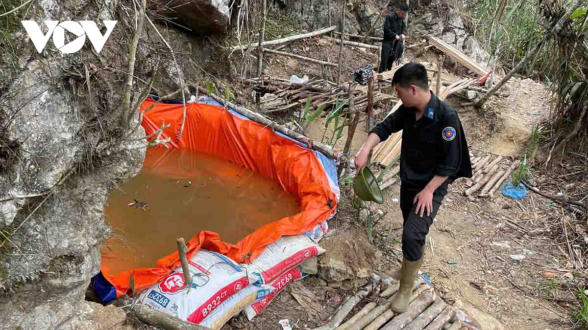 tăng cường truy quét hoạt động khai thác vàng trái phép ở bắc kạn hình ảnh 1 tang cuong truy quet hoat dong khai thac vang trai phep o bac kan hinh anh 1