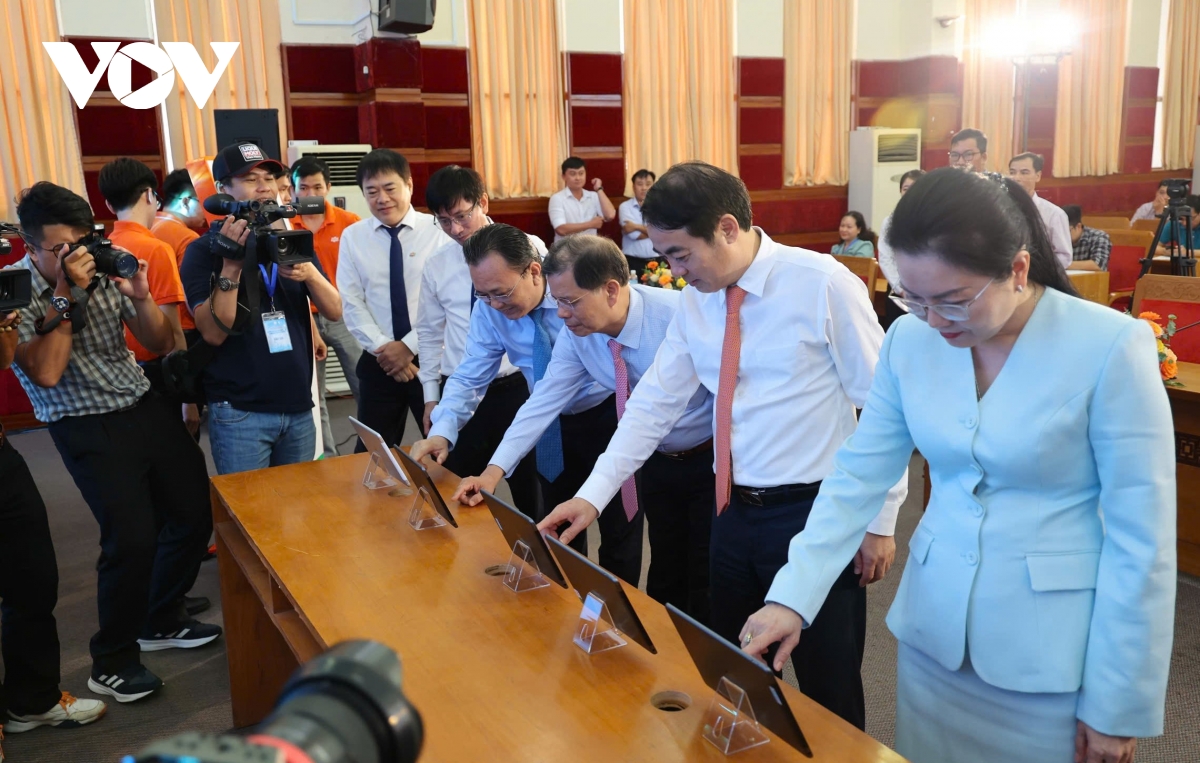 nam trung bộ - tây nguyên đẩy mạnh chuyển đổi số hỗ trợ nông dân, doanh nghiệp hình ảnh 2 nam trung bo - tay nguyen day manh chuyen doi so ho tro nong dan, doanh nghiep hinh anh 2