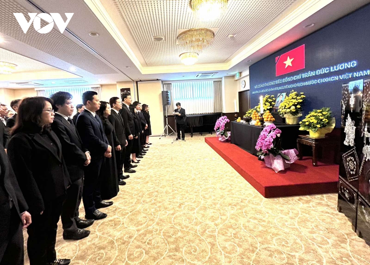 Lễ viếng và mở sổ tang nguyên Chủ tịch nước Trần Đức Lương tại Nhật Bản