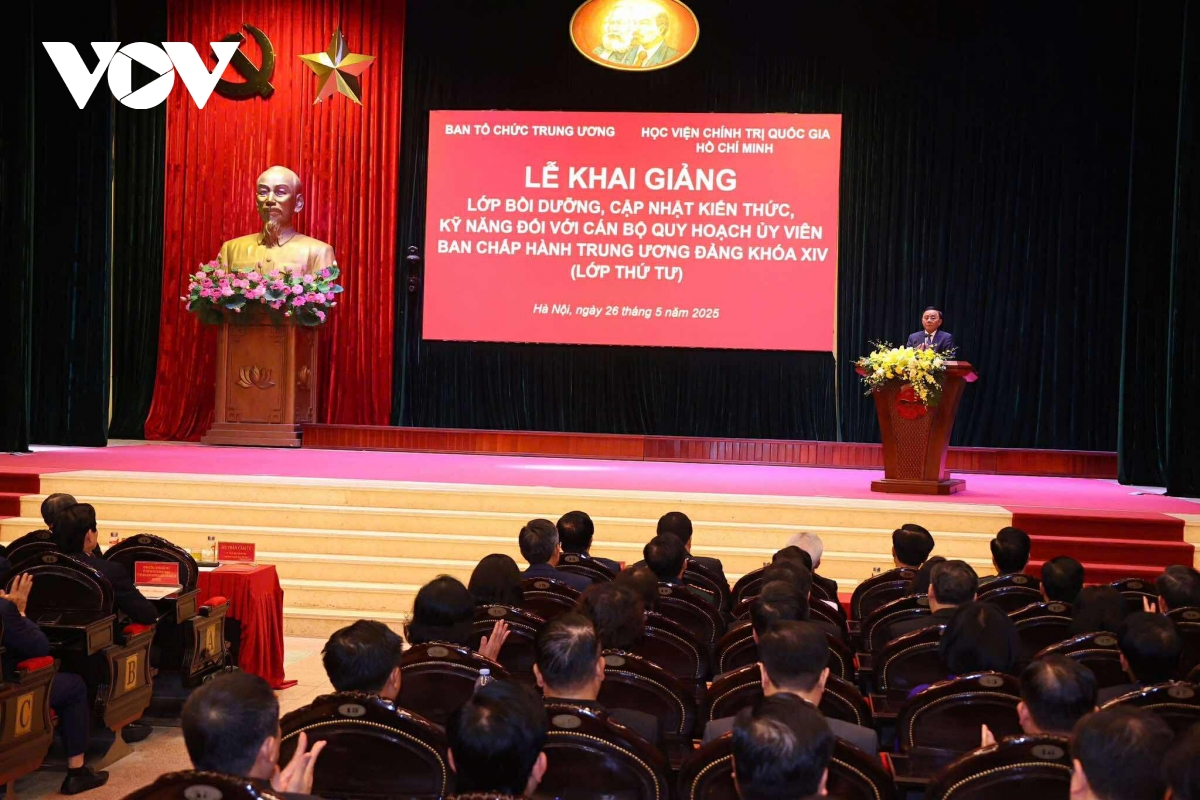 khai giảng lớp bồi dưỡng cán bộ quy hoạch Ủy viên trung ương khóa xiv hình ảnh 1 khai giang lop boi duong can bo quy hoach Uy vien trung uong khoa xiv hinh anh 1