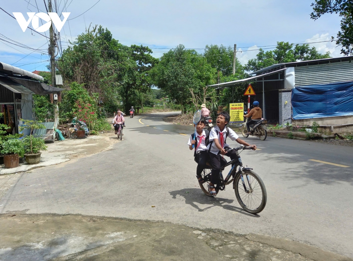 Đồng bào dân tộc thiểu số khánh hòa tự tin vươn lên nhờ chính sách đúng hình ảnh 3 Dong bao dan toc thieu so khanh hoa tu tin vuon len nho chinh sach dung hinh anh 3